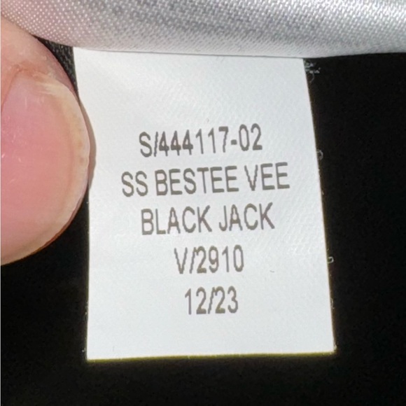 Old Navy - Short Sleeve Bestee Vee Neck - Black Jack - XXL Tall - Picture 7 of 7